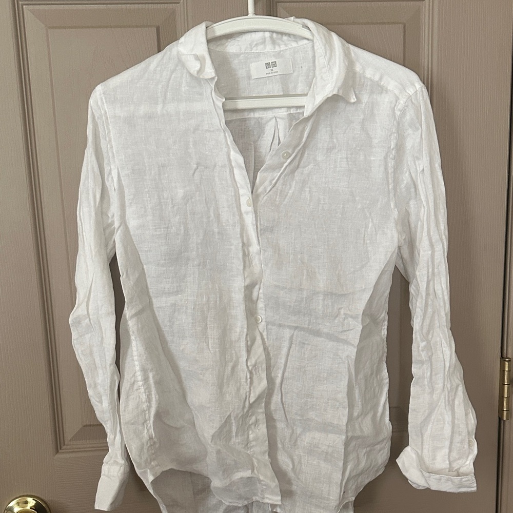 Uniqlo Crisp White Button-Up Shirt
